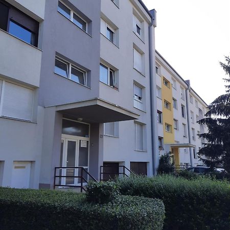 Apartman Ines Velika Gorica Ngoại thất bức ảnh